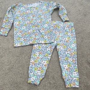 Baby Girl Size 6 Months Matching Top and Bottom Floral Pajama Set
